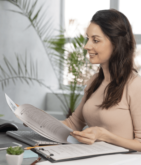 Client benefiting from Divorce Certificate Translation Services in Miami and corporate document translation.