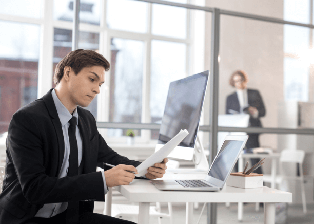 The certified translator in Miami delivers USCIS translation services, ensuring official document acceptance.