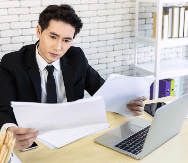 A project manager sends a free quote email with rates and turnaround for Russian Translation Services in Miami.