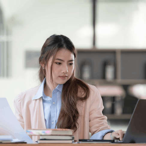 Translator providing cultural accuracy in Legal Document Translation Services in Miami for global use.