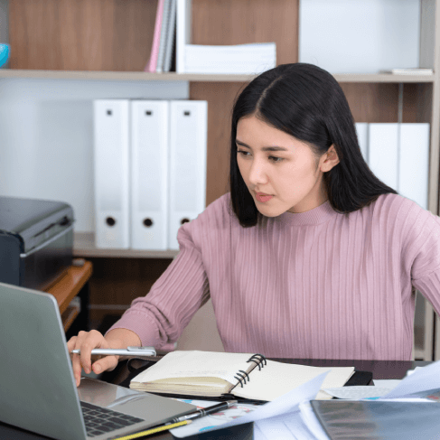 Client utilizing quick USCIS translation service, ensuring all documents are accurately translated for immigration processes.