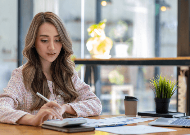 A student using Russian Translation Services in Miami for academic purposes with accuracy and quality.